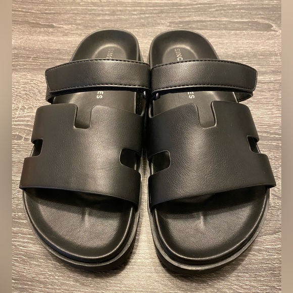 Sincerely Jules Lotto black slip on sandals adjustable Velcro comfortable Sz 7.5 - Picture 3 of 12